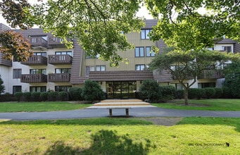 Building Photo - 12900 W Heiden Cir