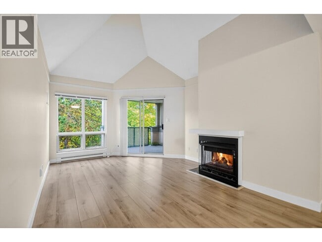 Building Photo - 7457 Moffatt Rd