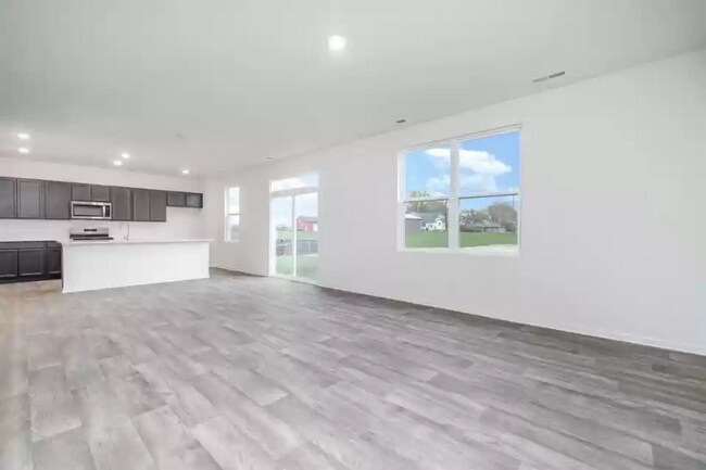 Foto del edificio - 7760 W 105th Pl