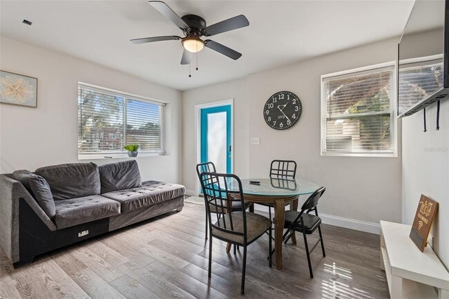 Building Photo - 1006 E 26th Ave