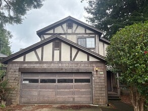 Building Photo - 185 California Ave