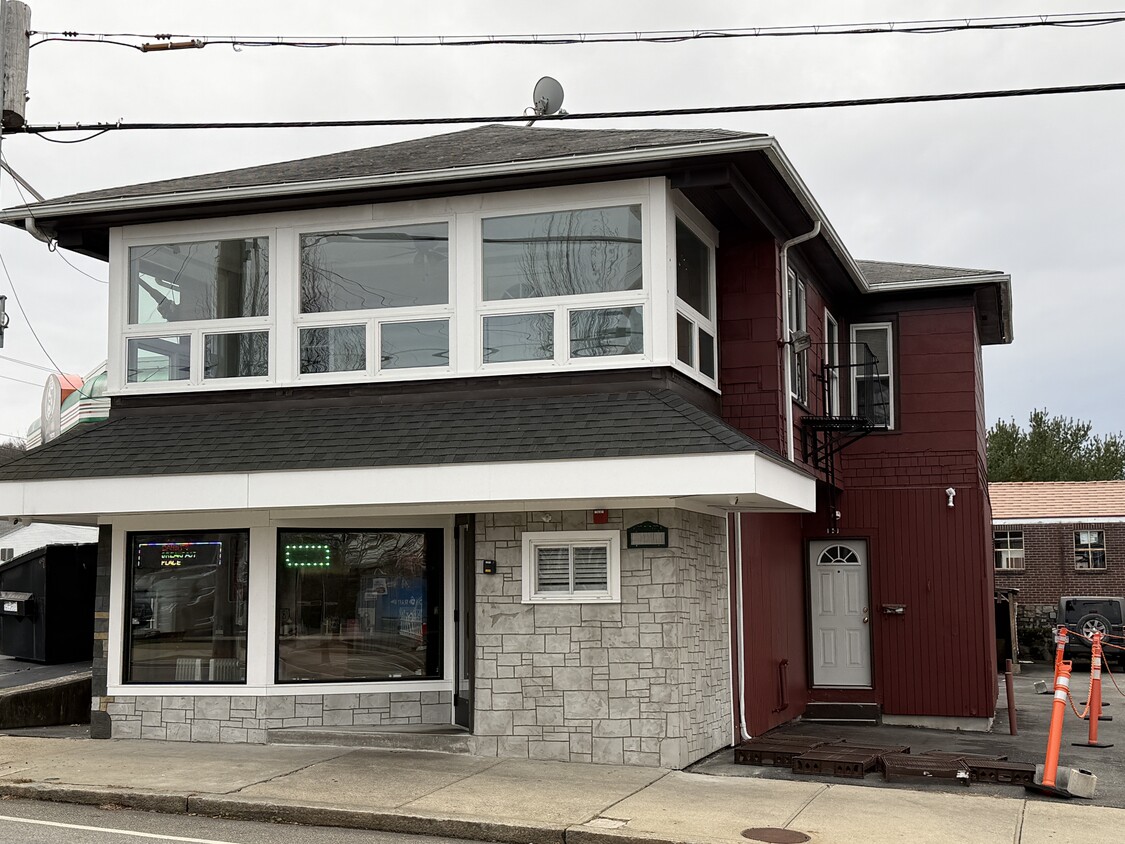 Primary Photo - 1037 Cass Ave