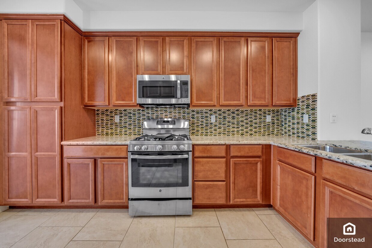 1536 McCandless Dr, Milpitas, CA 95035 Townhome Rentals in Milpitas