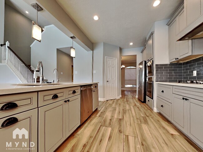 Foto del edificio - 5903 Sawyer Bend Ln