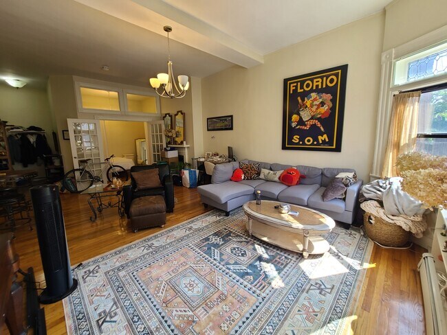 Foto del edificio - 337 Beacon St