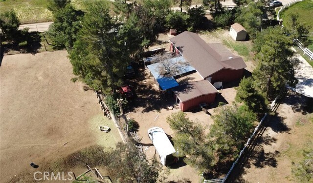 Foto del edificio - 33716 Hubbard Rd