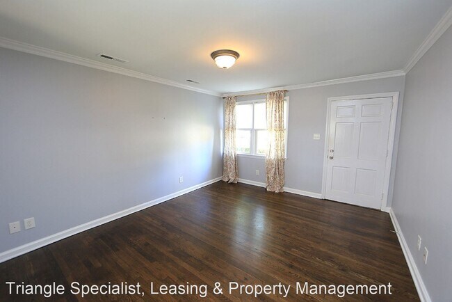 Building Photo - 2 br, 1 bath House - 2330 Bernard Street