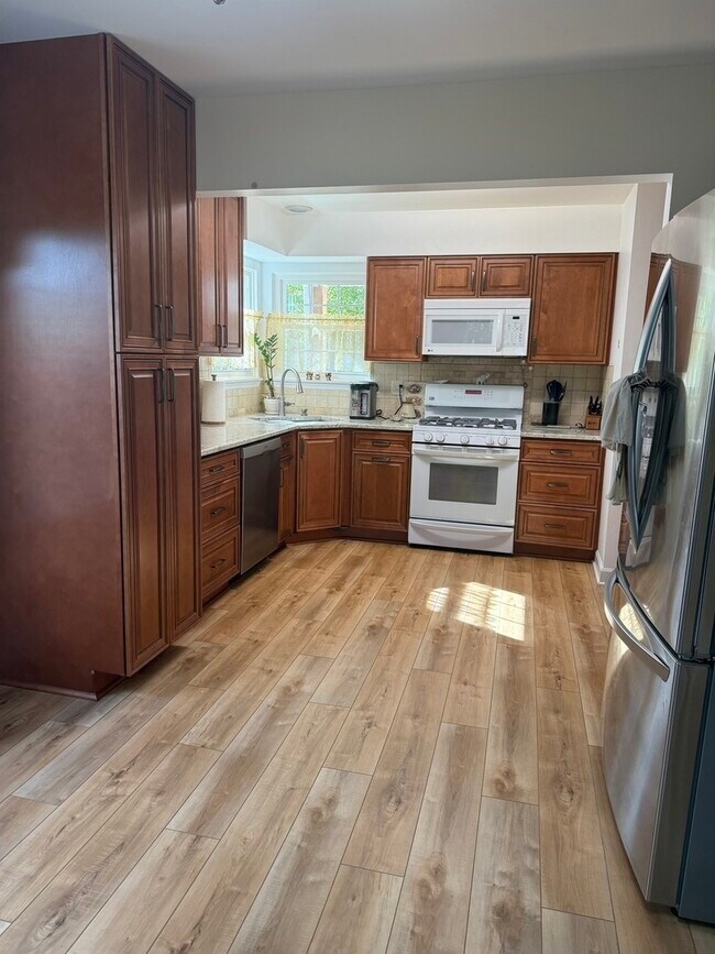 Foto del edificio - 1304 Derby Ln
