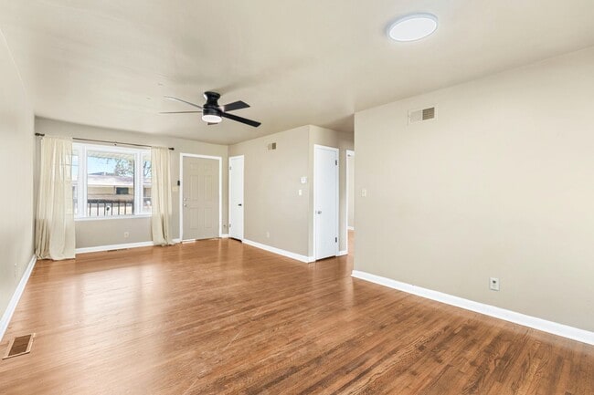 Building Photo - Charming 3-Bedroom Home Near the Rose Dist...