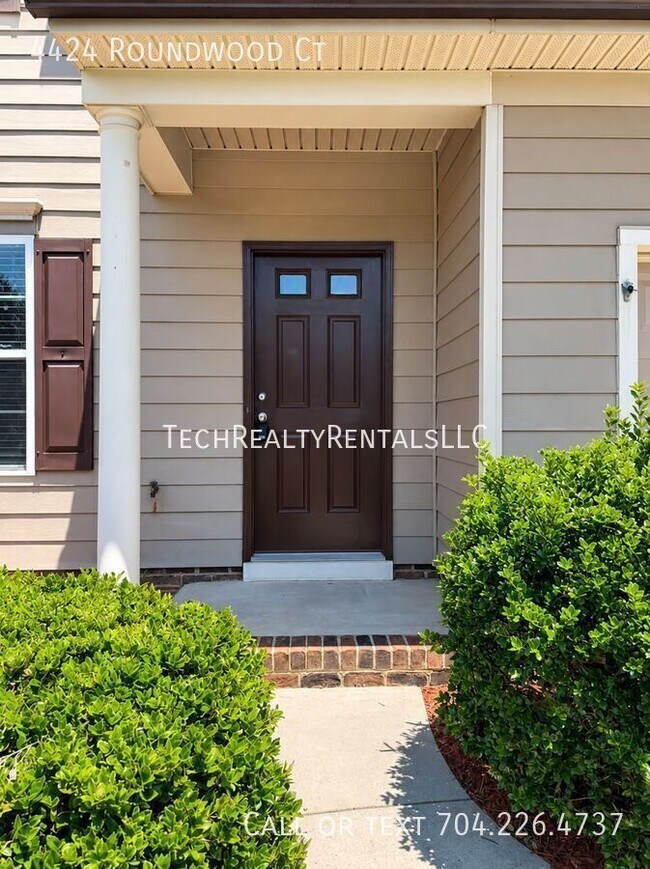 Foto del edificio - 4424 Roundwood Ct