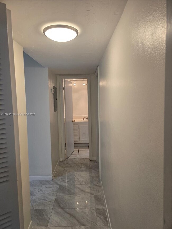 Building Photo - 15888 SW 95th Ave