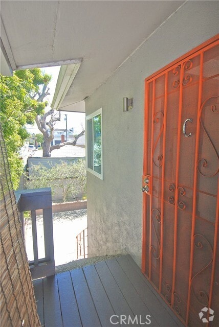 Building Photo - 1446 Manhattan Beach Blvd