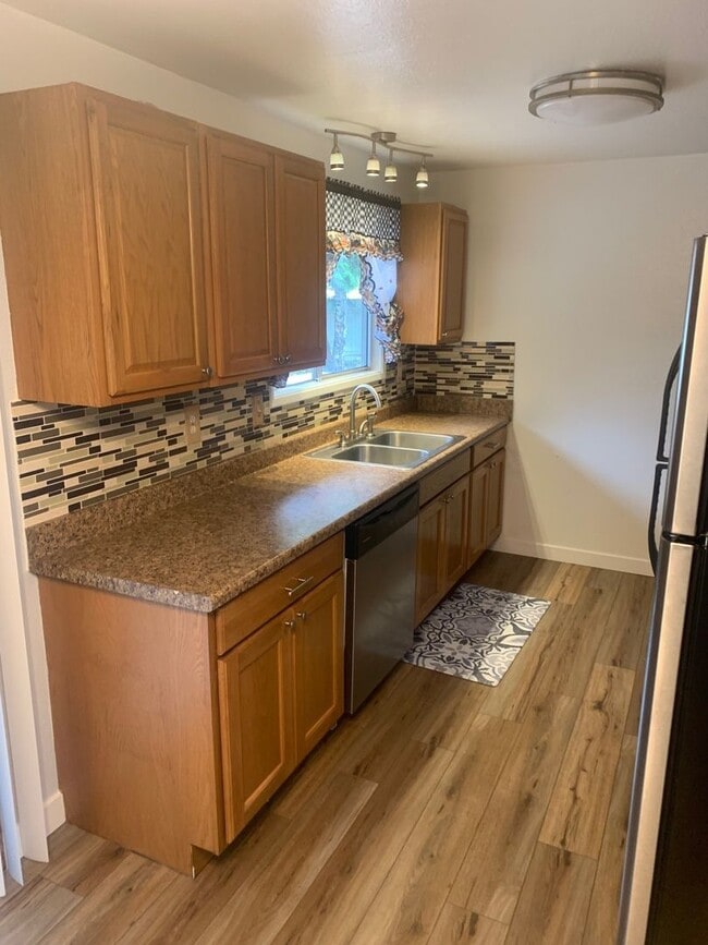 Photo - Tidy Gresham Ranch Style Home