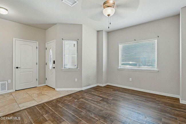 Building Photo - 14329 Owl Point Ave