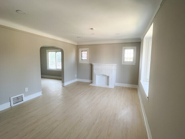 Foto del edificio - 16835 Griggs St