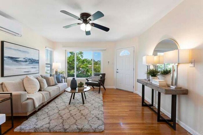Foto del edificio - $3,499- Charming 2BR/1BA Home Near SDSU – ...