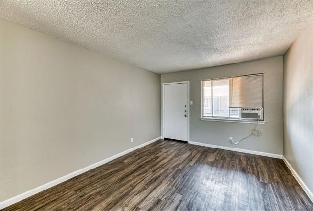 Building Photo - 5315 Columbia Ave