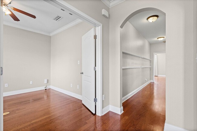 Building Photo - 23904 Tullamore Dr