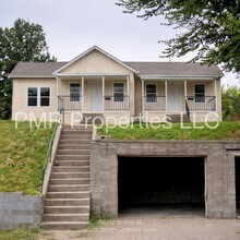 Building Photo - 516 S 16th St