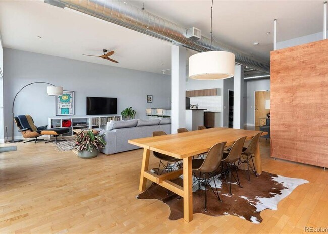 Foto del edificio - 3100 Huron St