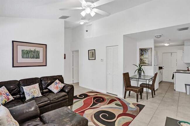 Foto del edificio - 2695 SE 1st Ct
