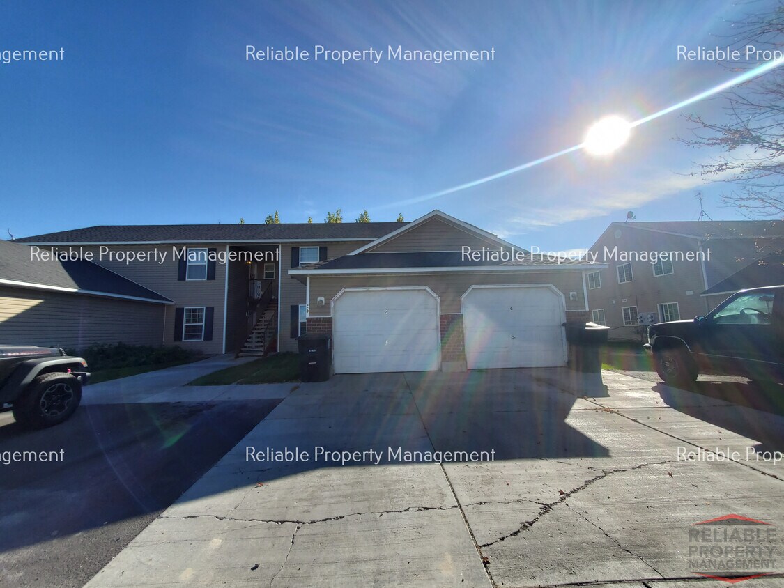 Foto principal - 545 Caribou St