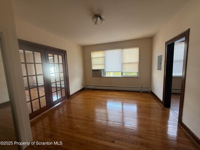 Building Photo - 486 Hazle St