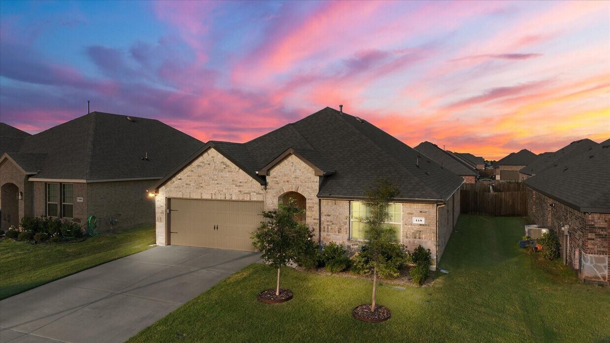 Primary Photo - Discover the allure of this spacious 4-bed...