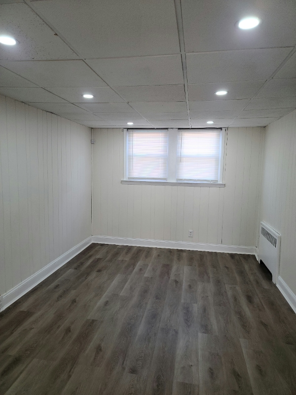 Building Photo - 216 Meade St