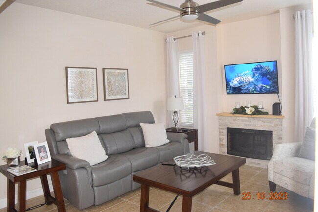Foto del edificio - 108 SW Peacock Blvd