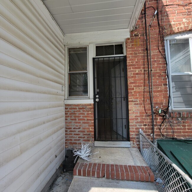 3121 Cliftmont Ave, Baltimore, MD 21213 Townhome Rentals in Baltimore