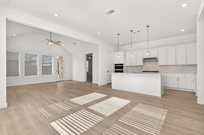 Building Photo - 4916 Northern Wds Dr