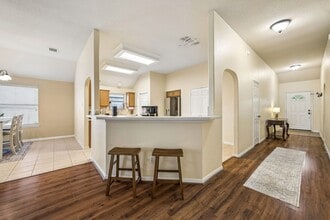 Building Photo - 24027 Floragate Dr