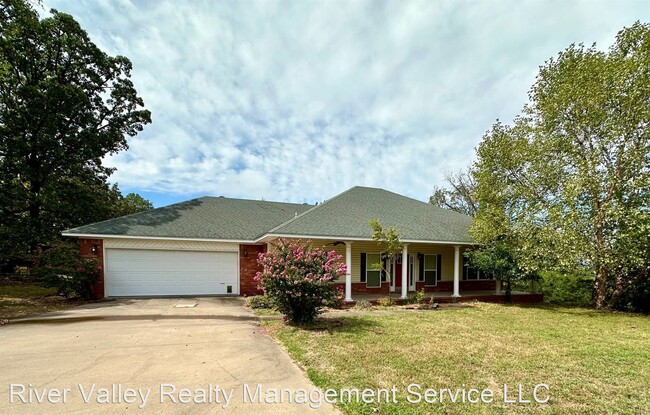 Building Photo - 3 br, 2.5 bath House - 121 Vanbrooks Lane