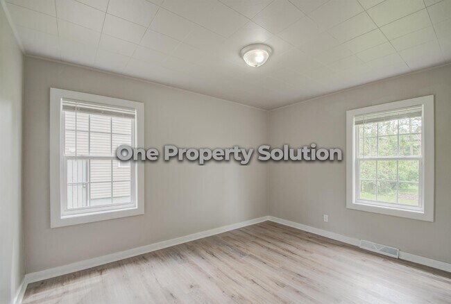 Building Photo - 3748 Garfield St