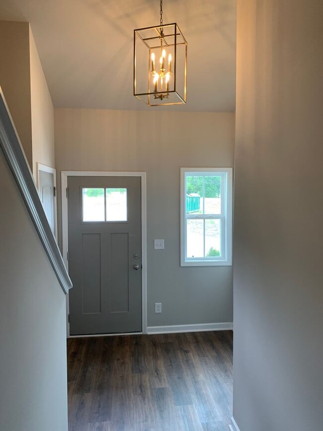 Spacious 3 Bed/2.5 Bath With 2 Car Garage House Rental in Smyrna, TN