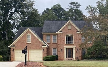 Building Photo - 528 Fortune Ridge Rd