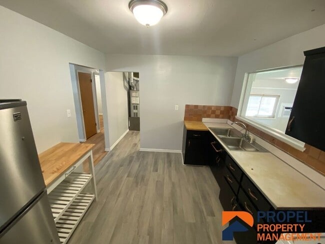 Building Photo - 2660 Peachcrest St