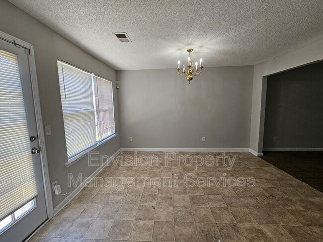 Foto del edificio - 336 Coral Cir