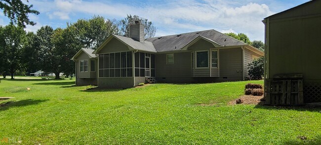 Foto del edificio - 106 Overlook Dr