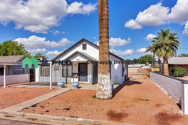 Foto del edificio - 8816 N 6th Pl