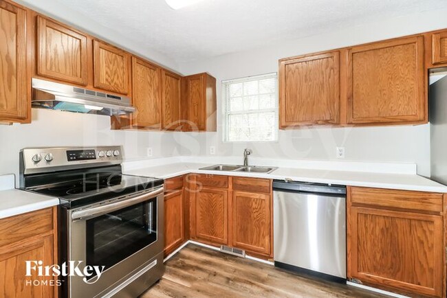 Building Photo - 1074 Bridle Creek Dr