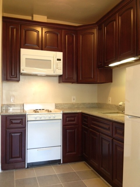 Foto principal - 2561 Booker St