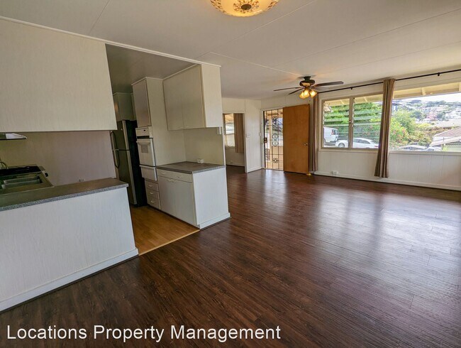 Building Photo - 3 br, 3 bath House - 1808 Kapalama Ave