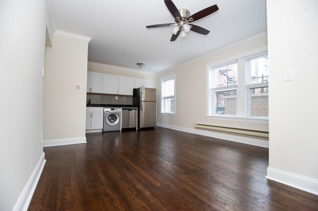 Foto del edificio - 2129 N Dayton St