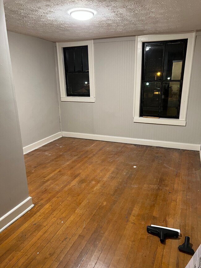 408 Chestnut St Unit 1, Berea, KY 40403 Apartments in Berea, KY