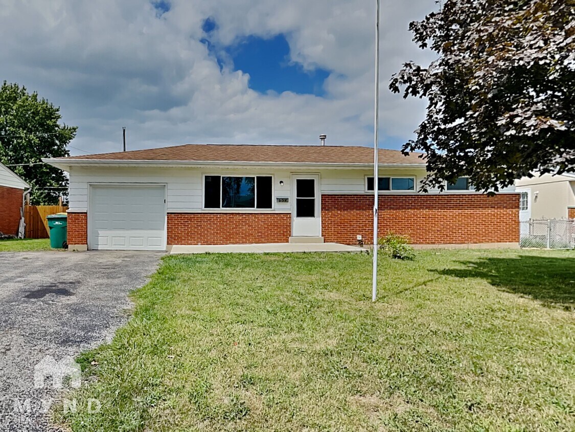 Foto principal - 654 Hillsdale Dr