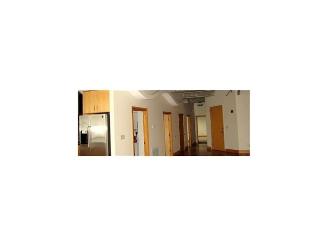 Building Photo - 116 W Pitman St