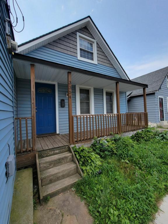 Primary Photo - 3354 W. 46th St.