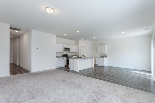 Foto del edificio - 415 Madison Way